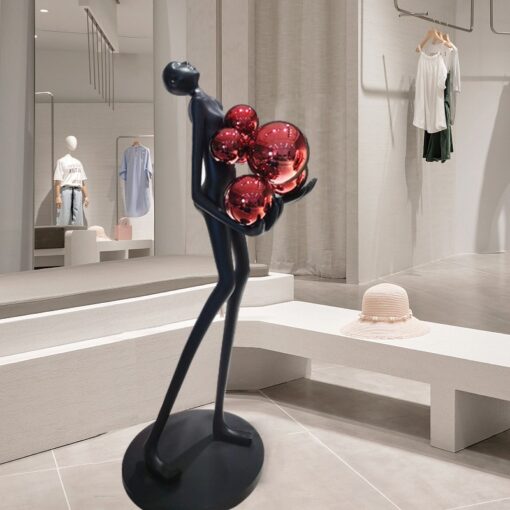 tuong om den trang tri 3 Tượng nghệ thuật kết hợp đèn trang trí