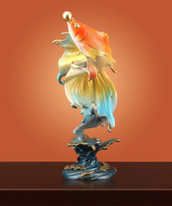 Cá rồng nghệ thuật trang trí phòng khách