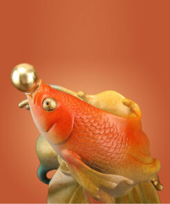 Cá rồng nghệ thuật trang trí phòng khách