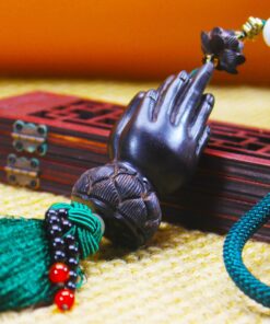 Dây treo ô tô “Kiên thật tâm hiệp chưởng”