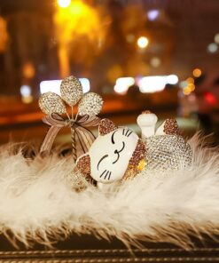 Mèo may mán vẫy tay trang trí ô tô