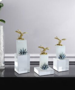 Mô hình động vật kết hợp pha lê để kệ tivi