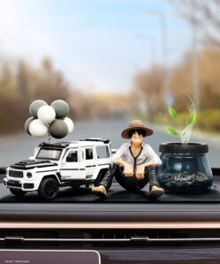 Bộ mô hình Luffy và siêu xe để taplo