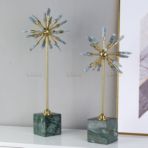 mo-hinh-qua-cau-gai-pha-le 1 Mô hình quả cầu gai pha lê