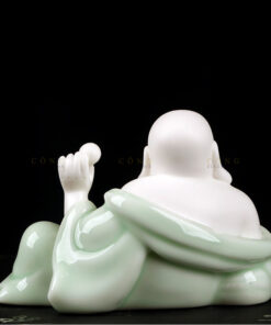 Tượng phật di lặc để xe ô tô mang lại may mắn