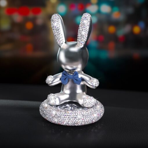 tho-bunny-gan-da-de-oto (1) Thỏ Bunny gắn đá kết hộp nước hoa để oto