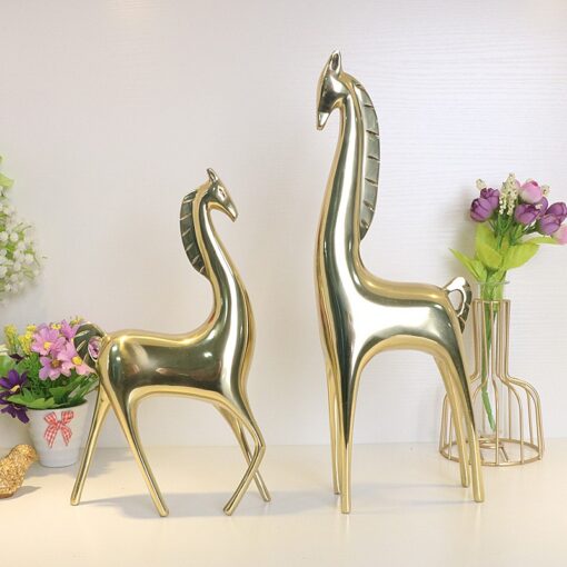 Tượng hươu trang trí bằng đồng Tượng hươu trang trí bằng đồng