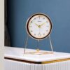 Đồng hồ quả lắc để bàn xinh xắn