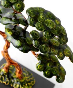 Cây tùng bằng đồng để bàn trang trí