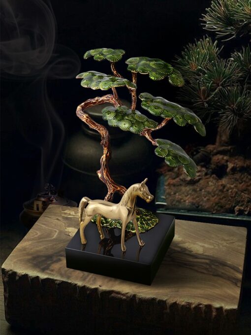 Cây tùng bằng đồng để bàn trang trí Cây tùng bằng đồng để bàn trang trí