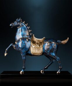 Tượng ngựa chiến phong thủy bằng đồng để bàn