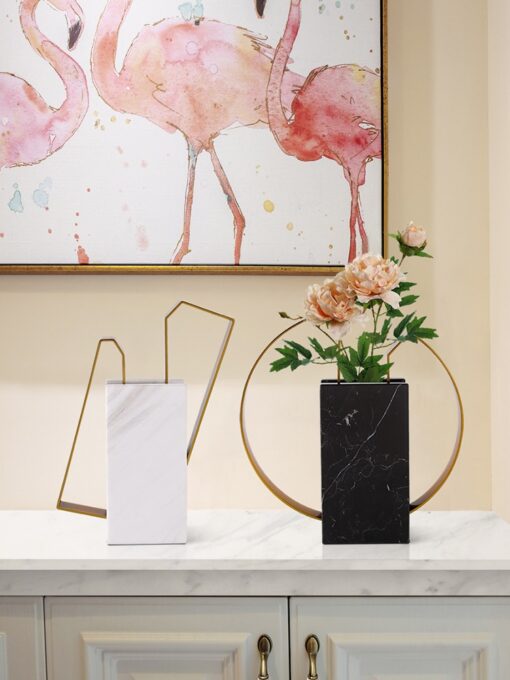 binh-cam-hoa-bang-da 4 Bình cắm hoa bằng đá cẩm thạch