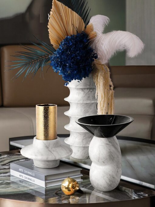 binh-hoa-bang-da-cam-thach 1 Bình hoa bằng đá cẩm thạch tự nhiên