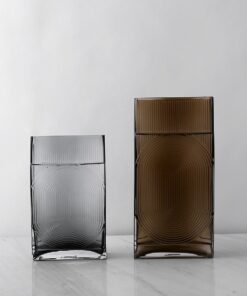 Bình hoa thủy tinh đơn giản