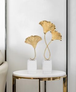 Mô hình lá bạch quả làm thủ công bằng tay