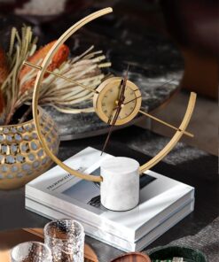 Đồng hồ để bàn sáng tạo