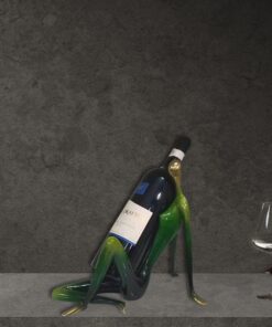 Giá rượu cô gái bằng đồng