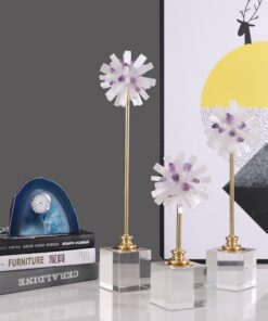 Quả cầu gắn đá pha lê tự nhiên