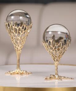 Quả cầu pha lê sáng tạo bày tủ rượu