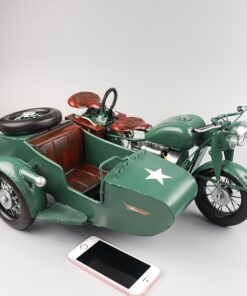 Mô hình xe 3 bánh cổ điển chữ Thập CD547