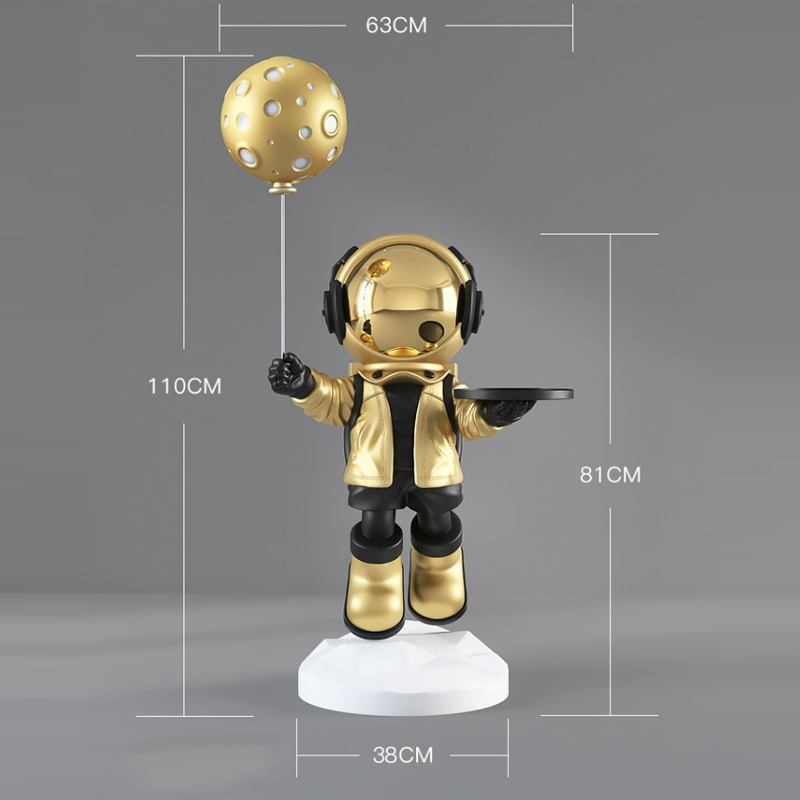 Tượng phi hành gia nhí bồi bàn