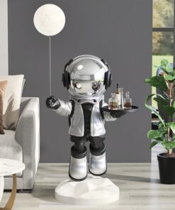 Tượng phi hành gia nhí bồi bàn