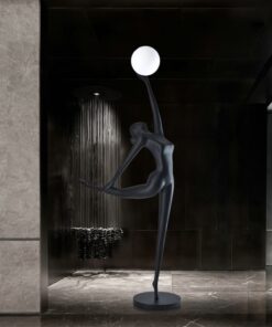 Tượng cô gái múa ballet cầm đèn