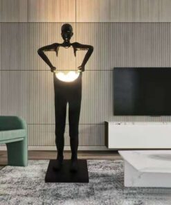 Tượng người giữ đèn sáng tạo