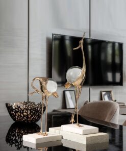 Chim hạc quả cầu pha lê