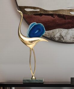 Mẫu chim hạc bằng đồng cánh đá