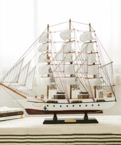 Thuyền buồm trang trí