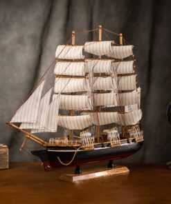 Thuyền buồm trang trí