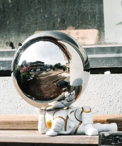 Tượng phi hành gia