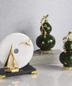 Mô hình thuyền buồm khóa ngọc tặng tân gia