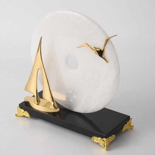 mo-hinh-thuyen-buom-khoa-ngoc 2 Mô hình thuyền buồm khóa ngọc tặng tân gia