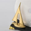 Mô hình thuyền buồm khóa ngọc tặng tân gia