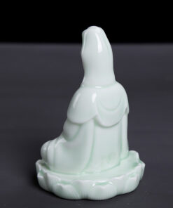 Tượng Phật Quán Thế Âm để xe oto