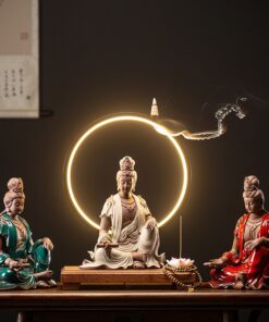 Thác khói trầm hương Phật Quan Âm cầm kinh