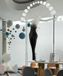 Tượng nghệ thuật giữ đèn