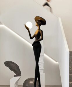 Tượng đèn cô gái