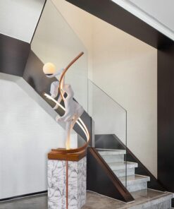 Tượng đèn cô gái khiêu vũ