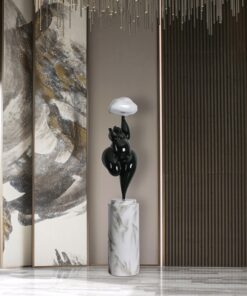 Tượng trang trí sảnh khách sạn sang trọng