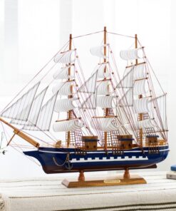 Mô hình thuyền buồm bằng gỗ làm quà tặng