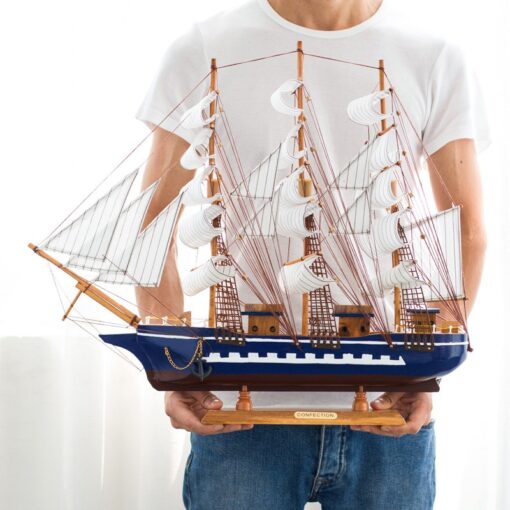 mo-hinh-thuyen-buom-go 9 Mô hình thuyền buồm bằng gỗ làm quà tặng