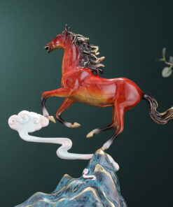 Tượng ngựa cưỡi mây