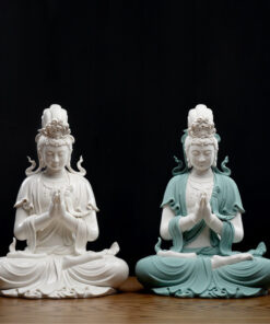 Tượng Quan Thế Âm bằng gốm
