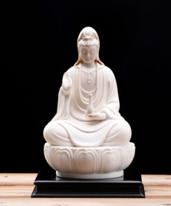 Tượng Quan Thế Âm Bồ Tát bằng sứ trắng