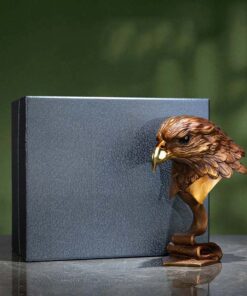 Qùa tặng sếp sang trong ý nghĩa tượng đại bàng