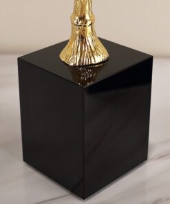 Mô hình cây dừa trang trí kệ sách