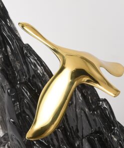 Mô hình chim hạc vượt núi để bàn